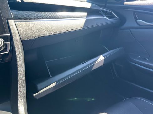 Used 2020 Honda Civic Sport image 46