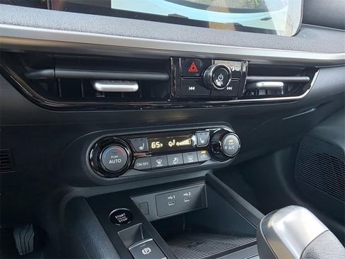 New 2026 Nissan Kicks SV image 23