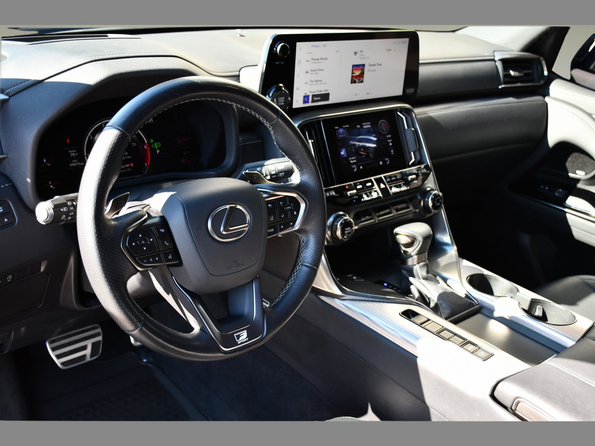 Used 2024 Lexus LX 600 F Sport AWD/4WD image 13