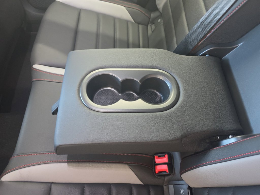 New 2026 Volkswagen GTI SE FWD image 20