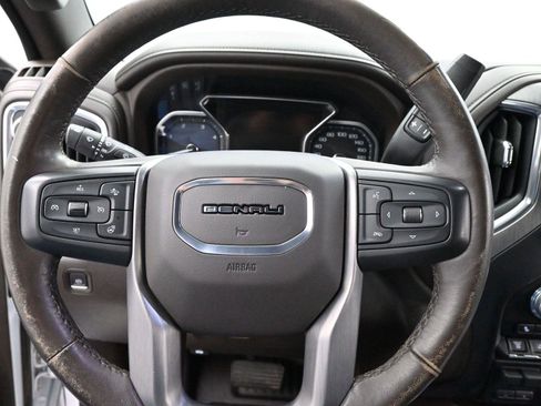 Used 2022 GMC Sierra 2500 Denali w/ Denali Ultimate Package image 17