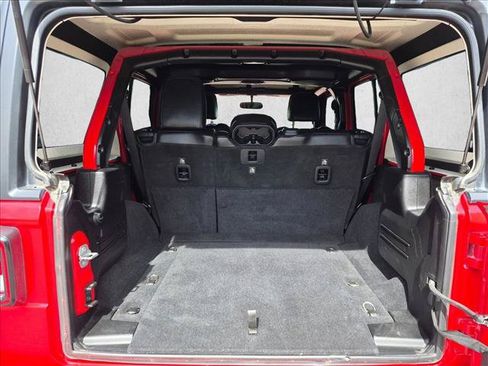 Used 2018 Jeep Wrangler Unlimited Rubicon AWD/4WD image 6