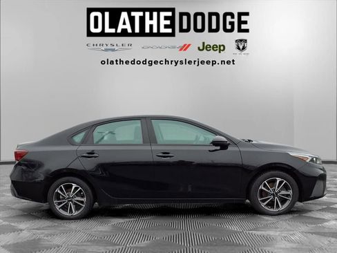 Used 2023 Kia Forte LXS image 25