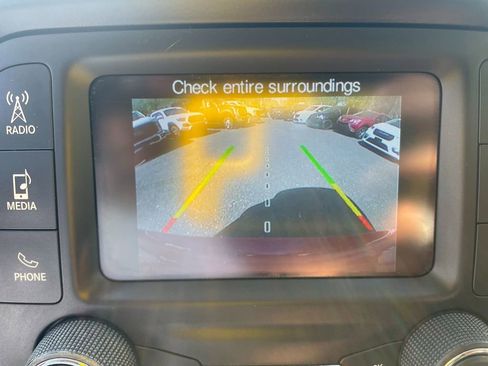 Used 2015 Jeep Renegade Sport w/ Power & Air Group FWD image 22