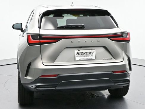 Used 2022 Lexus NX 250 FWD w/ Towing Package (2000 Lbs) image 6