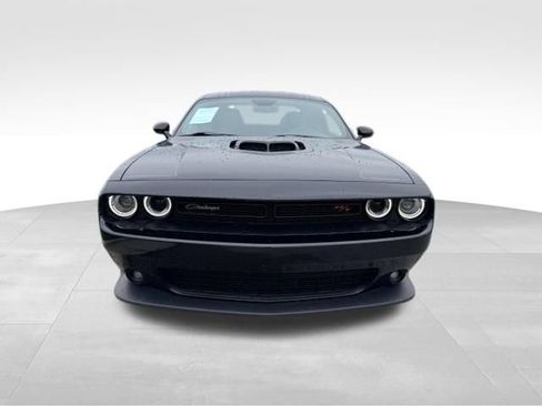 Used 2016 Dodge Challenger R/T Scat Pack RWD image 3