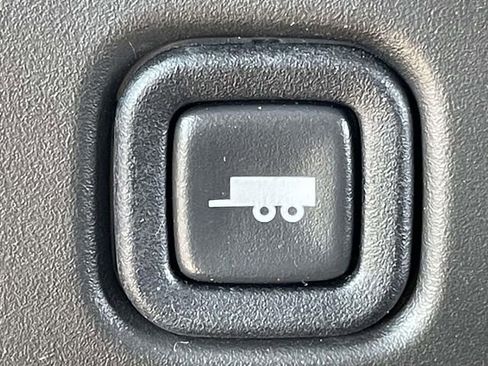 Used 2024 Chevrolet Express 2500 w/ Driver Convenience Package image 19