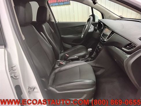 Used 2020 Buick Encore Preferred w/ Safety Package AWD/4WD image 14