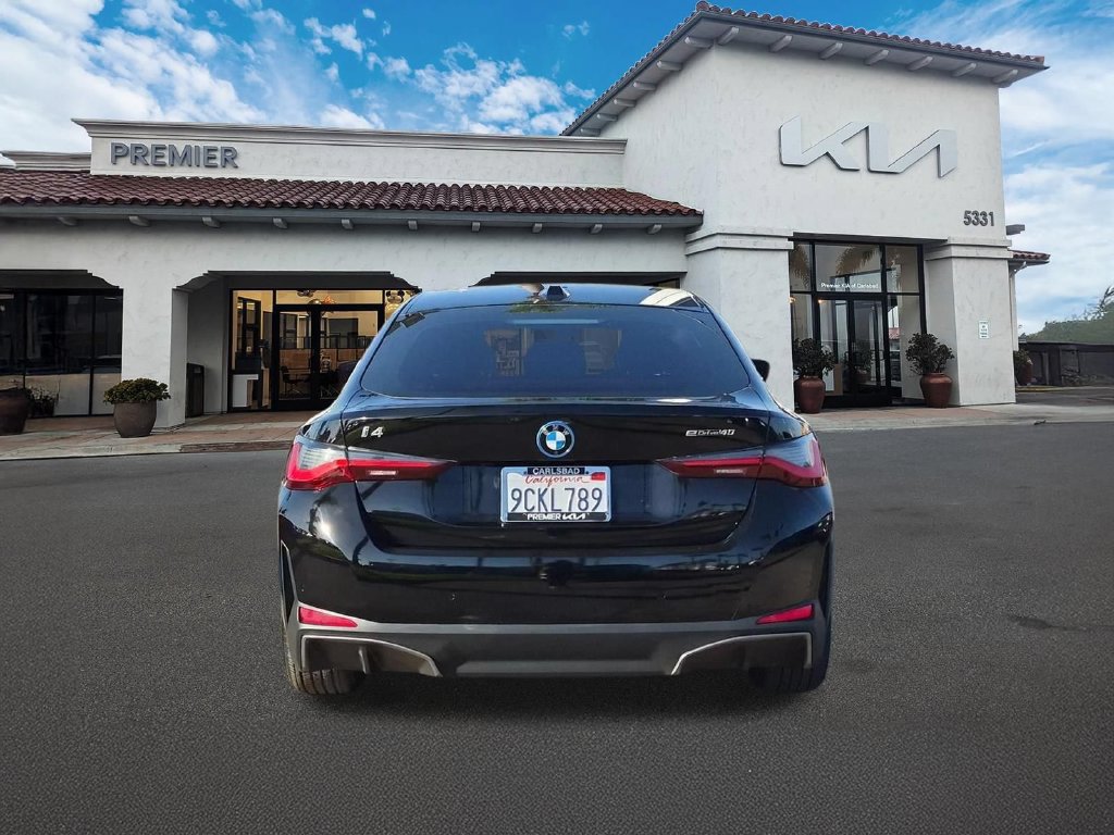 Used 2022 BMW i4 eDrive40 RWD image 7