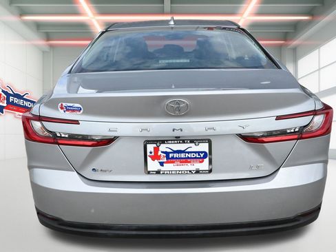 Used 2025 Toyota Camry LE FWD image 34