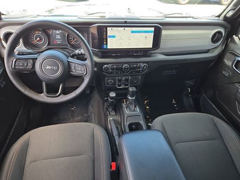 Used 2024 Jeep Wrangler Unlimited Sport AWD/4WD image 17