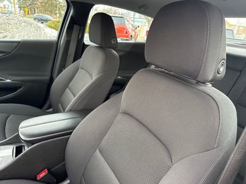Used 2023 Chevrolet Malibu LT image 12