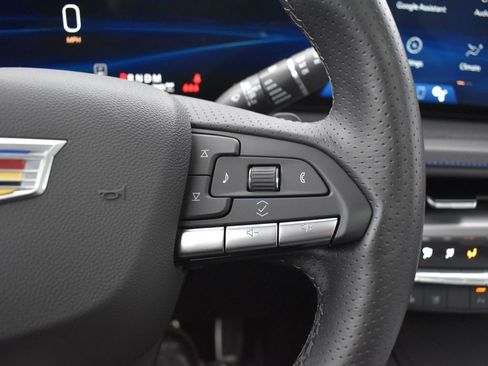 Certified 2025 Cadillac XT4 Sport image 16