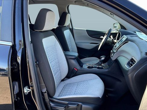 Used 2024 Chevrolet Equinox LT image 7