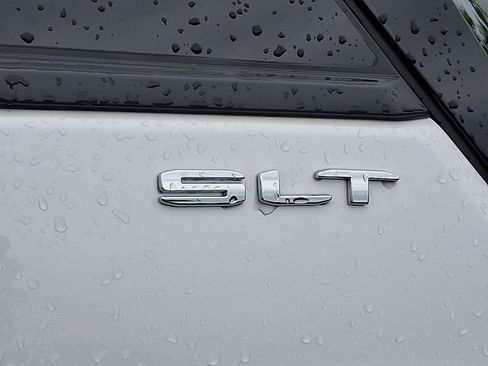 Used 2023 GMC Terrain SLT w/ Infotainment Package II AWD/4WD image 29