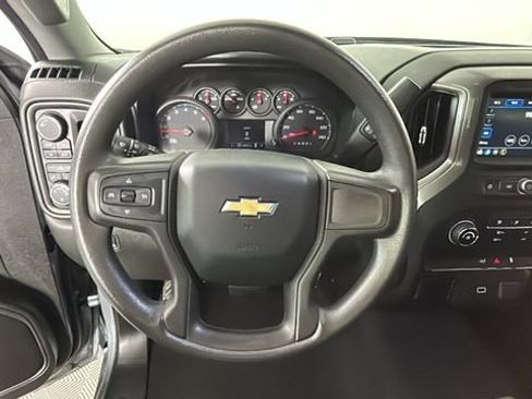 Used 2019 Chevrolet Silverado 1500 Custom w/ Custom Value Package AWD/4WD image 15