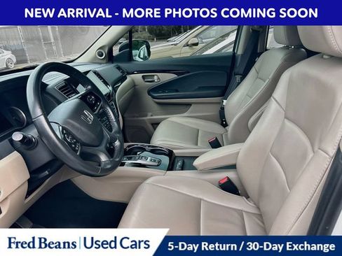 Used 2022 Honda Pilot Touring image 8