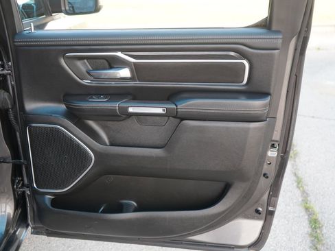 Used 2024 RAM 1500 Laramie AWD/4WD image 24