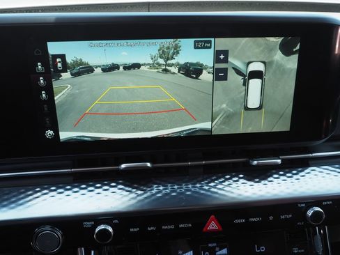 Used 2024 Kia Carnival SX Prestige FWD image 28