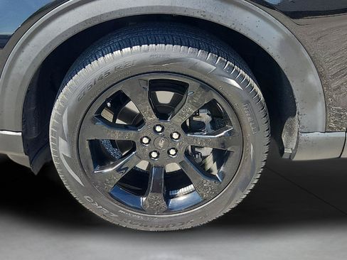 Used 2023 Ford Explorer XLT AWD/4WD image 27
