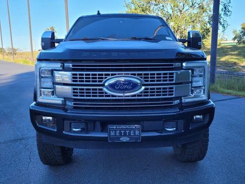Used 2019 Ford F250 Platinum w/ Platinum Ultimate Package image 2