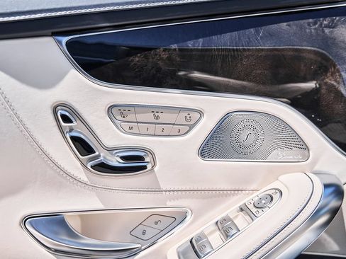 Used 2020 Mercedes-Benz S 560 4MATIC Coupe image 28
