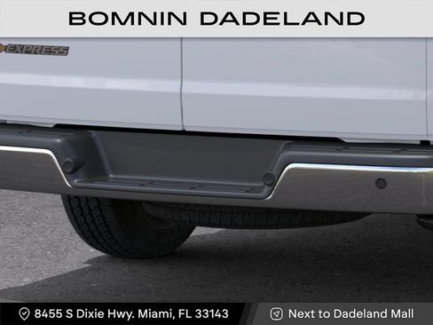 New 2026 Chevrolet Express 3500 LT w/ LT Preferred Equipment Group RWD image 14