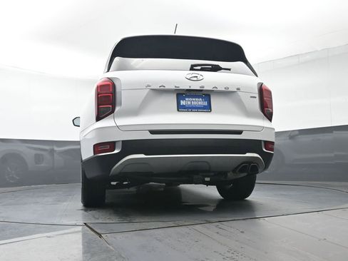Used 2021 Hyundai Palisade SE image 32