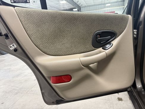 Used 2002 Pontiac Grand Prix GT w/ Opt Pkg 2 image 16