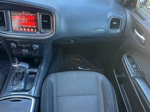 Used 2016 Dodge Charger R/T image 28