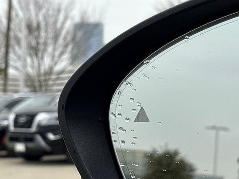 Used 2023 Alfa Romeo Stelvio Veloce image 12