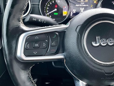 Used 2021 Jeep Wrangler Unlimited Sahara w/ Cold Weather Group AWD/4WD image 21