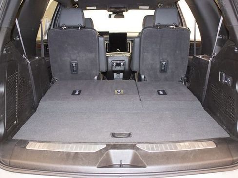 Used 2025 GMC Yukon Denali image 15