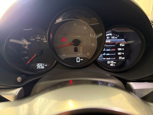 Certified 2025 Porsche 718 Boxster S RWD image 6