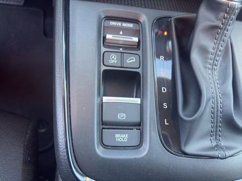 Used 2025 Honda CR-V LX image 20