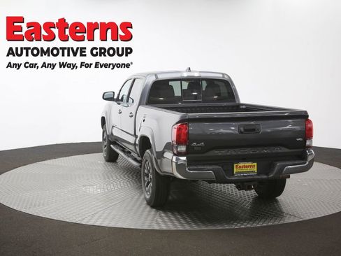 Used 2020 Toyota Tacoma SR5 AWD/4WD image 36