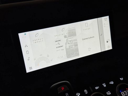 Used 2022 Land Rover Defender 110 S image 35