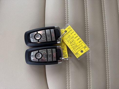 Certified 2023 Ford Edge SEL w/ Convenience Package image 40