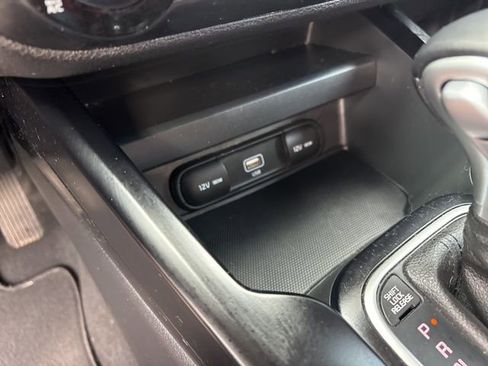 Used 2020 Kia Soul GT-Line image 23