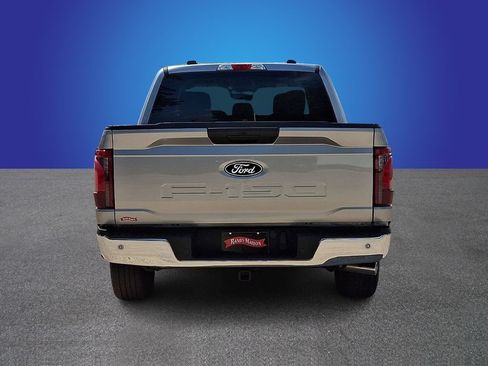 Used 2025 Ford F150 XLT w/ Equipment Group 301A Standard RWD image 5