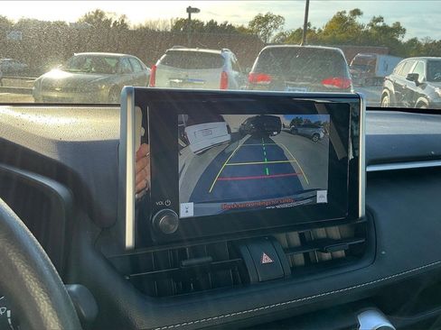 Used 2024 Toyota RAV4 XLE image 20