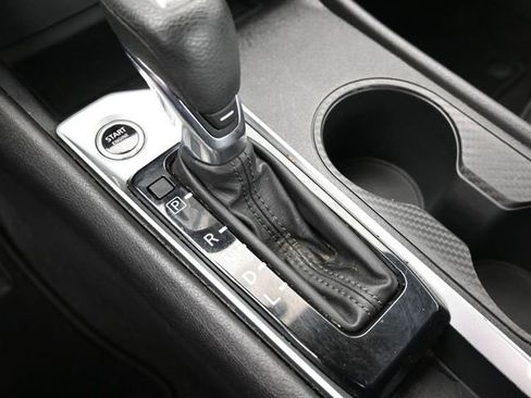 Used 2024 Nissan Altima 2.5 S image 33