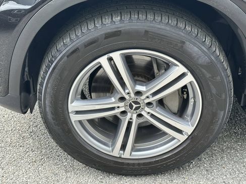 Certified 2022 Mercedes-Benz GLC 300 4MATIC w/ Multimedia Package Lite image 13