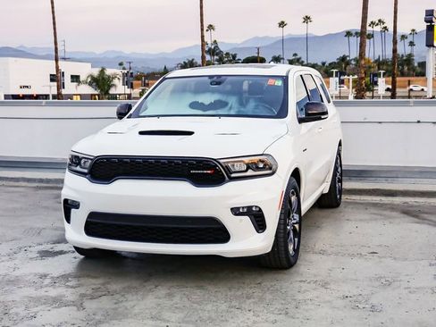 Certified 2022 Dodge Durango R/T w/ Blacktop Package image 3