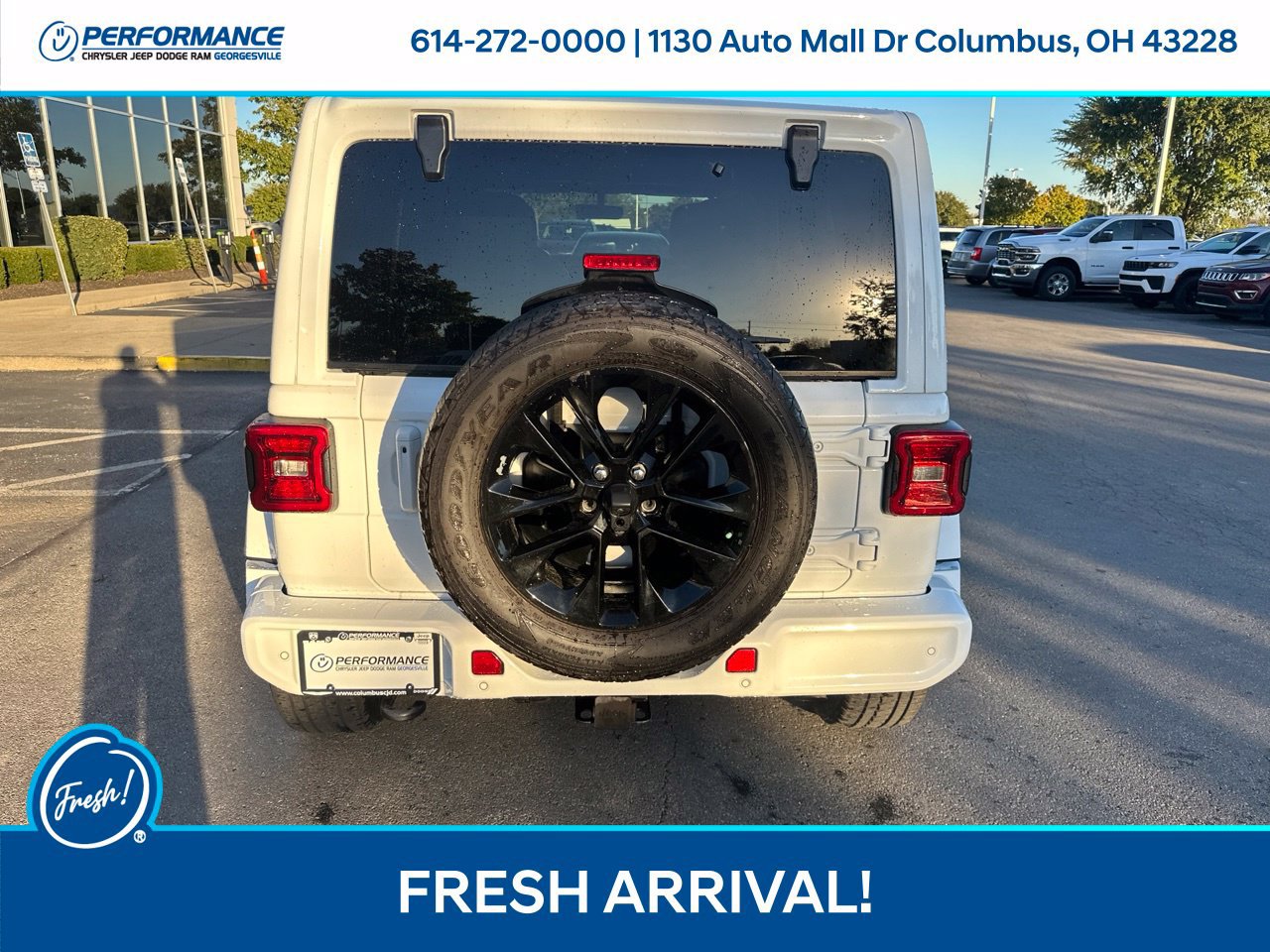 Used 2021 Jeep Wrangler Unlimited Sahara AWD/4WD image 5