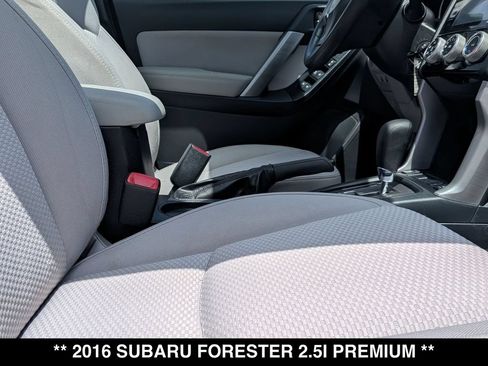 Used 2016 Subaru Forester 2.5i Premium w/ All-Weather Package AWD/4WD image 26