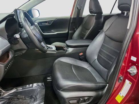 Used 2024 Toyota RAV4 Limited w/ Advanced Technology Package AWD/4WD image 22