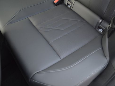 Used 2026 BMW X3 xDrive30 w/ Convenience Package image 29