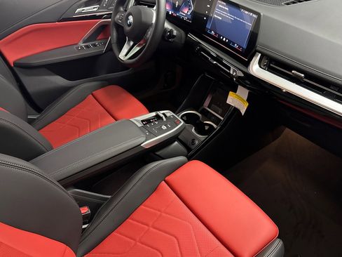 Used 2025 BMW X1 xDrive28i w/ Convenience Package image 26