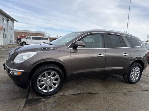Used 2012 Buick Enclave Leather image 2